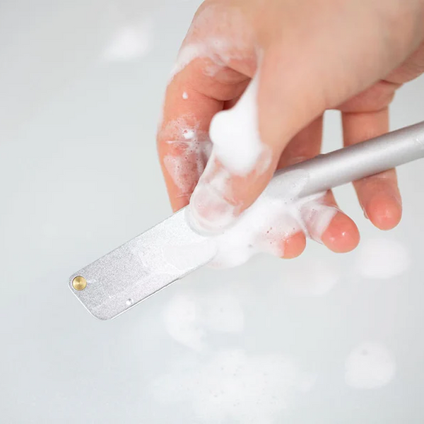 2-Year Smooth Shave Gift Set - Angle Razor