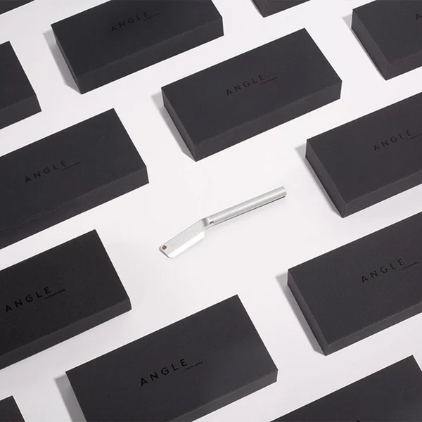 2-Year Smooth Shave Gift Set - Angle Razor