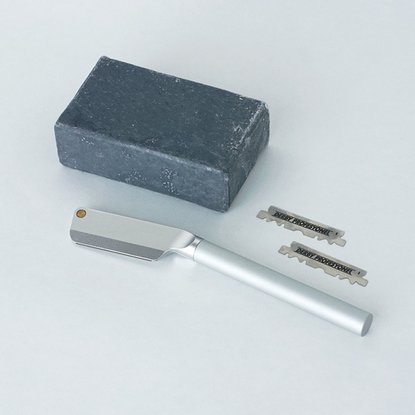 2-Year Smooth Shave Gift Set - Angle Razor