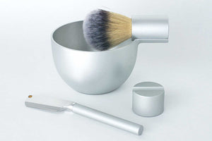 silver-shaving-equipment